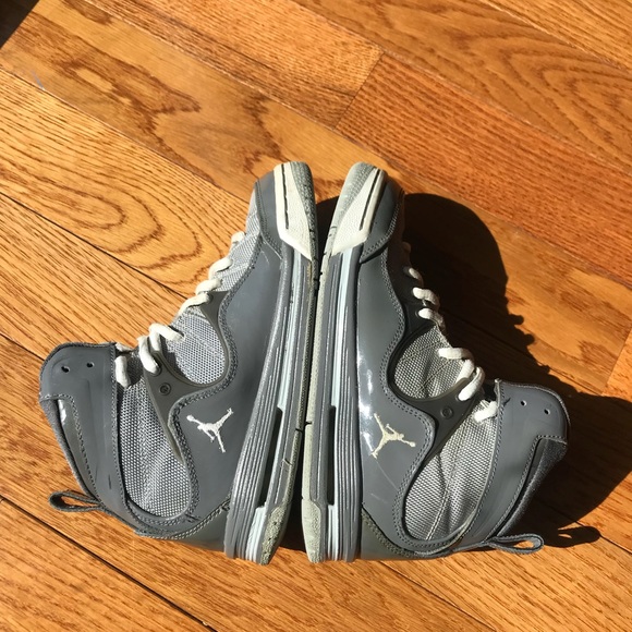 Air Jordan Flight TR’97 (GS)shoes LT GraphiteWhite - Picture 5 of 8